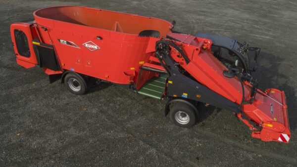 KUHN SPW INTENSE - zelfrijdende voermengwagen met twee vijzels