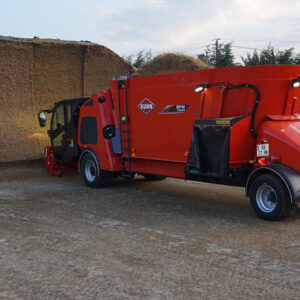 KUHN SPW POWER - zelfrijdende voermengwagen met twee vijzels