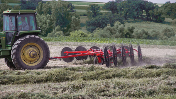 KUHN SR 50 - wielhark voor kleinere bedrijven