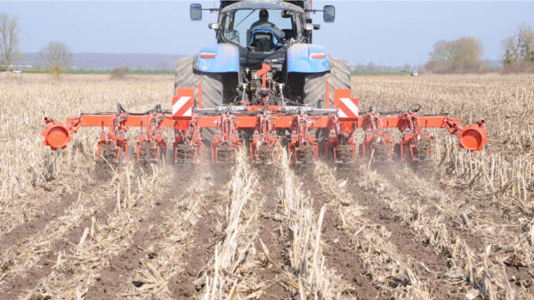 KUHN STRIGER 100 - strip-till systeem