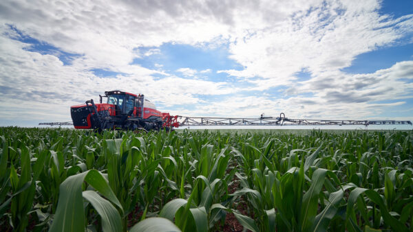 KUHN STRONGER HD - zelfrijdende veldspuit met grote capaciteit