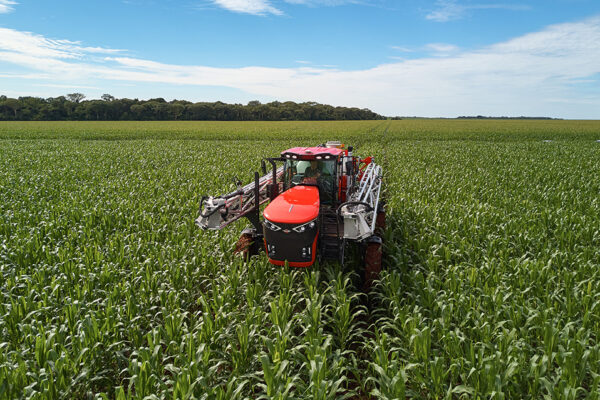 KUHN STRONGER HD - zelfrijdende veldspuit met grote capaciteit