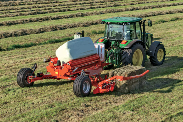 KUHN SW 1614 - getrokken zelfladende balenwikkelaar