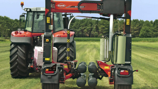 KUHN SW 4014 - zelfladende wikkelaar voor ronde en vierkante balen