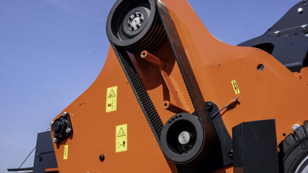 KUHN TDP 1000 - klepelmaaier voor snoeihout in boomgaarden