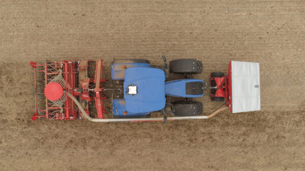 KUHN TF 1512 - fronttank met grote capaciteit