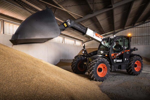 Bobcat TL38.70HF Verreiker voor de landbouw (V-Drive)