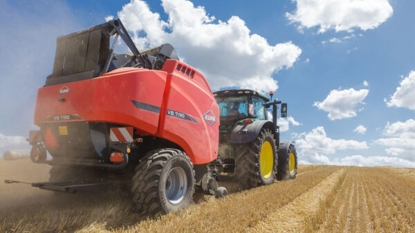 KUHN VB 7100 - ronde balenpers met variabele perskamer