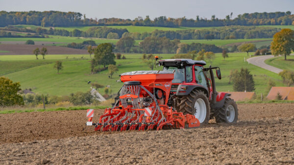 KUHN VENTA 100 - geïntegreerde pneumatische zaaimachine