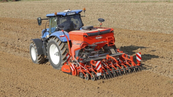 KUHN VENTA 1010 / 1020 / 1030 - geïntegreerde pneumatische zaaicombinatie