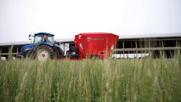 KUHN VSL 200 - voermengwagen met één vijzel